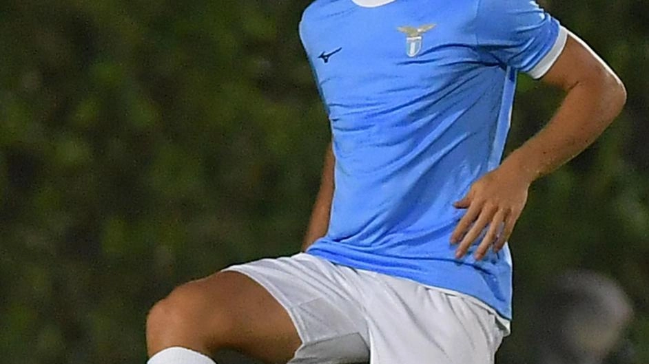 Il difensore Fabio Ruggeri con la maglia della Lazio