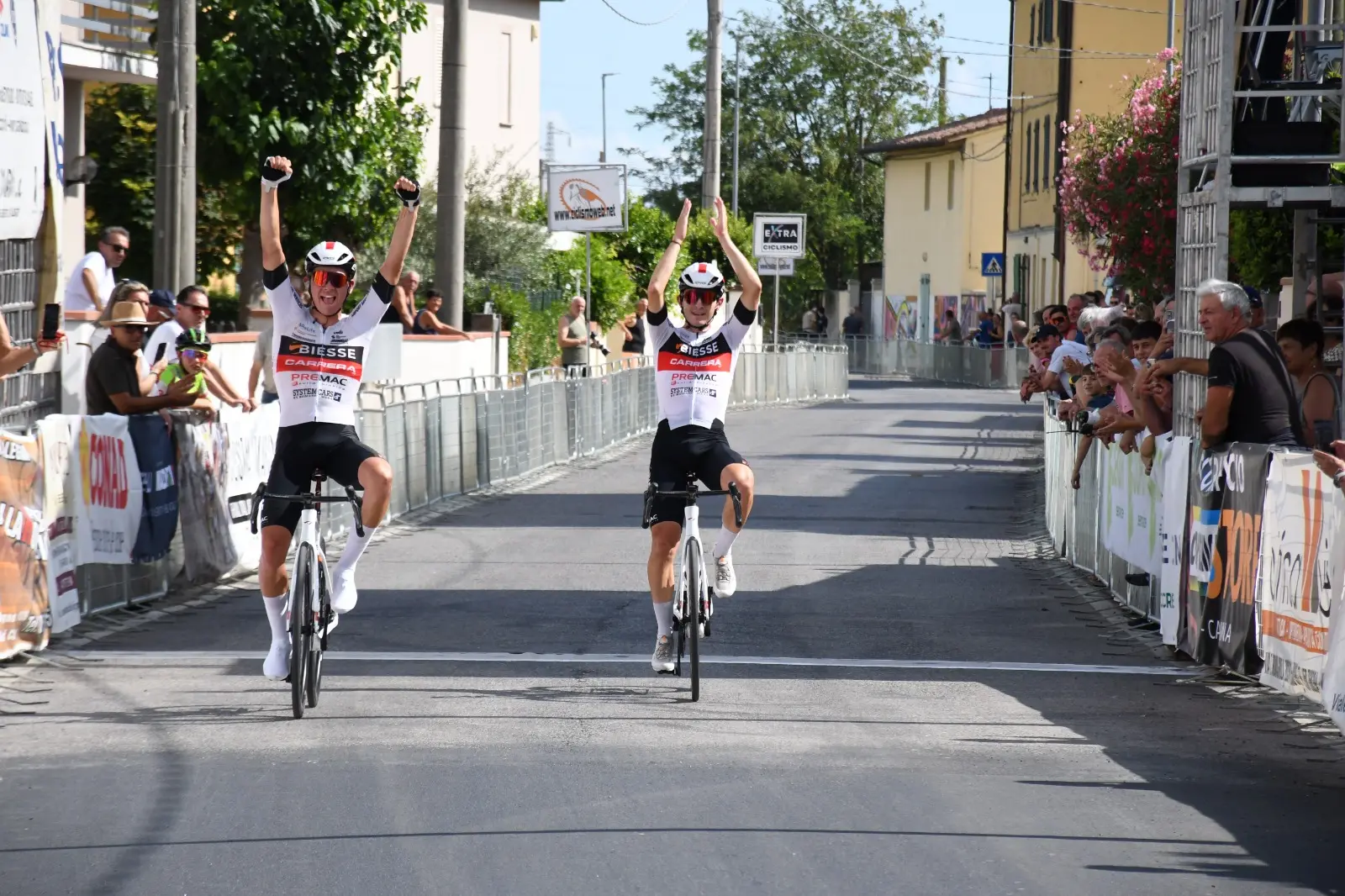 Ciclismo, a Iacomoni il Giro delle Due Province a Marciana di Cascina