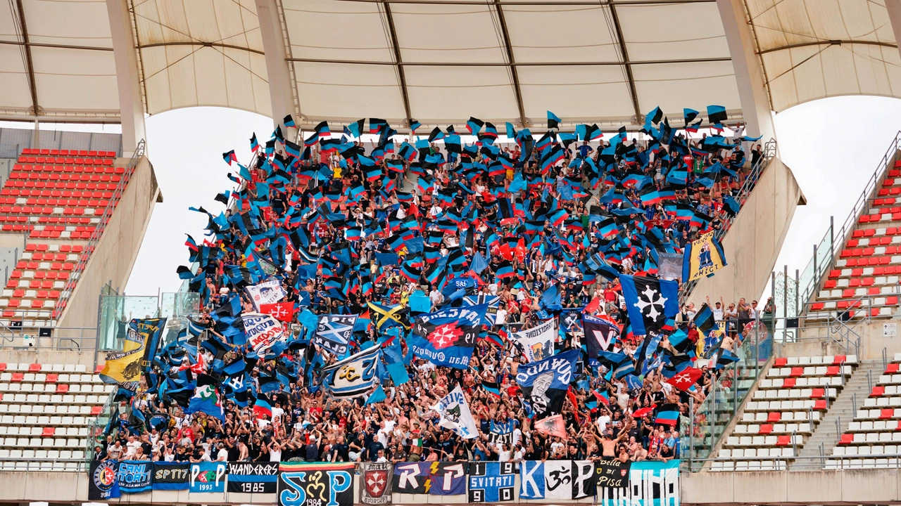 Tifosi pisani a Bari Tifosi pisani a Bari