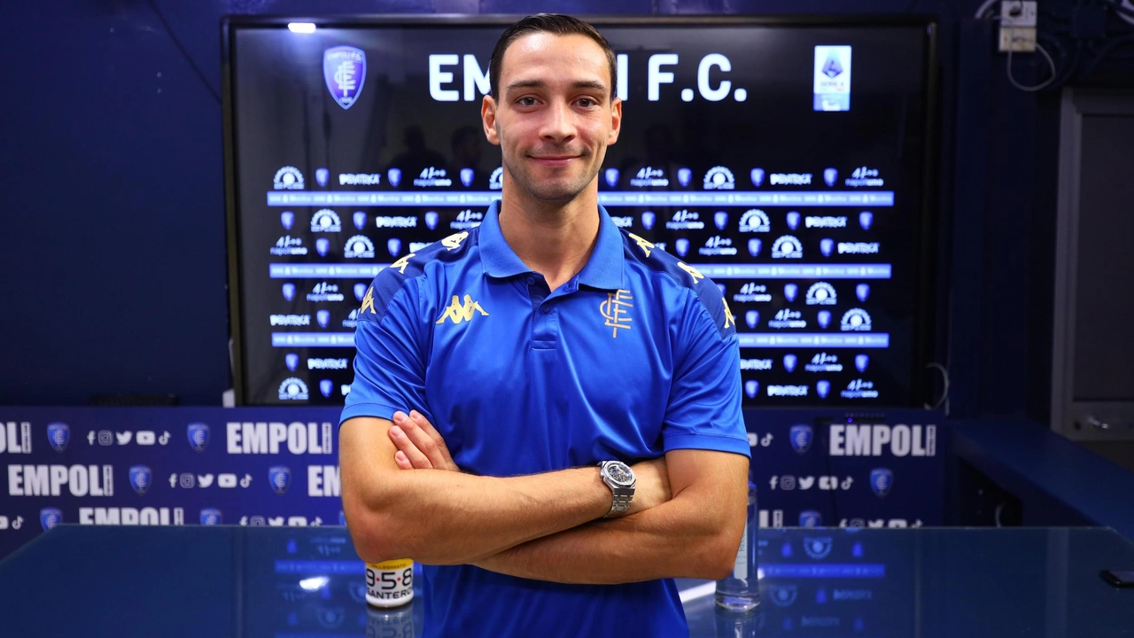 Mattia De Sciglio ieri ha salutato la città in una conferenza stampa di benvenuto (Tommaso Gasperini/FotoGermogli) Mattia De Sciglio ieri ha salutato la città in una conferenza stampa di benvenuto (Tommaso Gasperini/FotoGermogli)