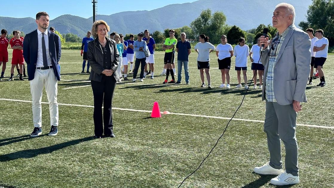 Le scuole superiori al Cus Pisa per un torneo di calcio per la Festa della Repubblica