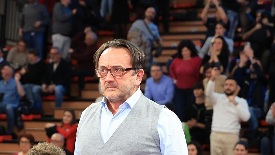 https://www.lanazione.it/image-service/view/acePublic/alias/contentid/YjBjYTRiZjctZThlMC00/0/la-bartoccini-volley-si-difende-parole-prive-di-fondamento-e-il-contratto-era-gia-scaduto.jpeg?f=16:9&w=1200&h=630