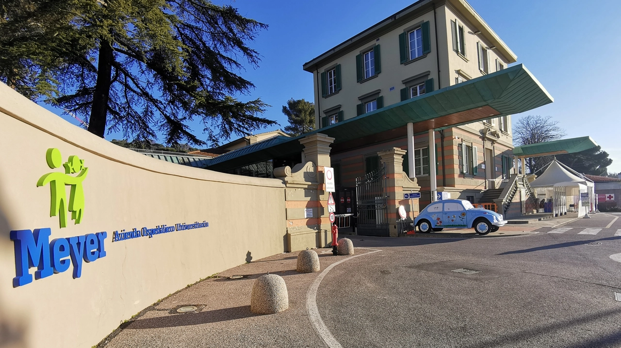 L'ospedale pediatrico Meyer di Firenze (foto di repertorio) L'ospedale pediatrico Meyer di Firenze (foto di repertorio)