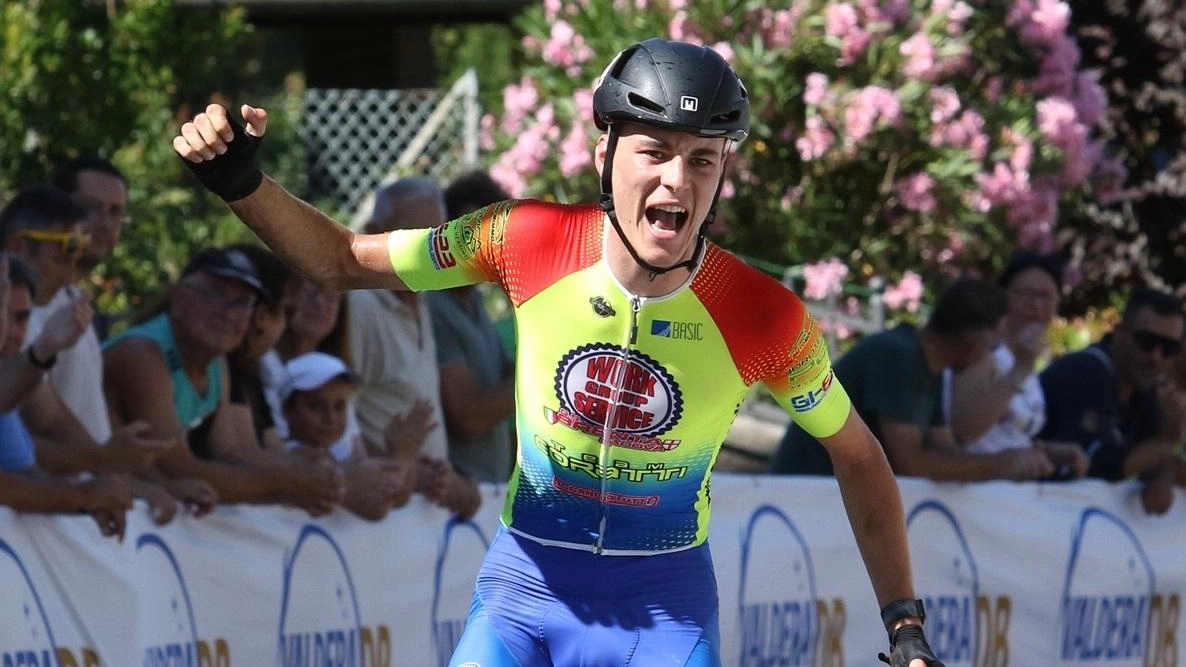L’australiano Nicholas Vinnie Manion vince dopo una brutta caduta L’australiano Nicholas Vinnie Manion vince dopo una brutta caduta