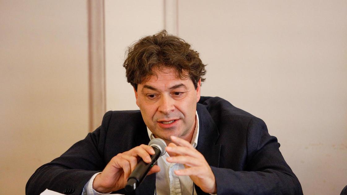 https://www.lanazione.it/image-service/view/acePublic/alias/contentid/YjBmZjRkZDgtMDk2Mi00/0/ex-gkn-puccetti-eletto-presidente-del-consorzio.jpeg?f=16:9&w=1200&h=630