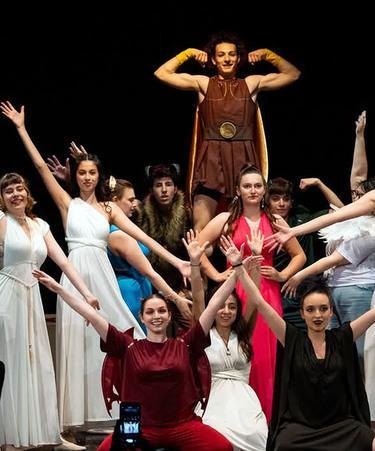 Scuola di teatro e musical. I corsi Libera Accademia Scuola di teatro e musical. I corsi Libera Accademia