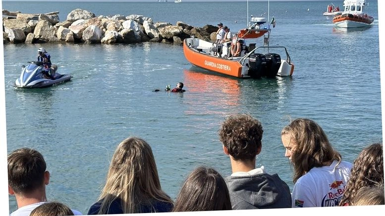 La festa del mare. Pulizia dei fondali, stand e una mostra per tutelare il litorale