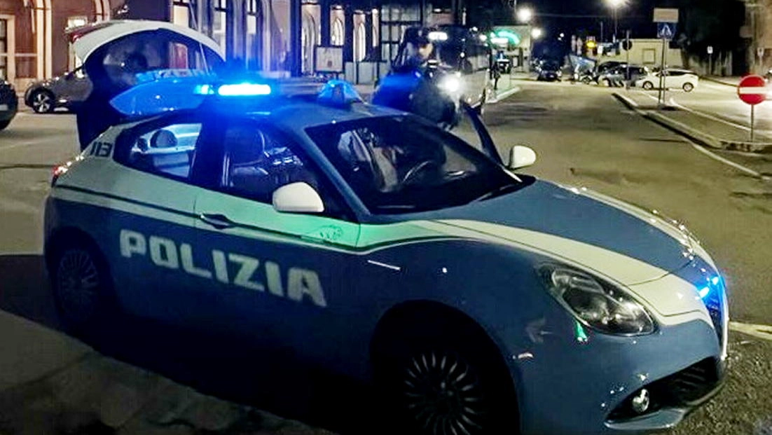La polizia di Foligno è stata chiamata in un’abitazione della città dove era stata segnalata un’aggressione ai danni di una donna