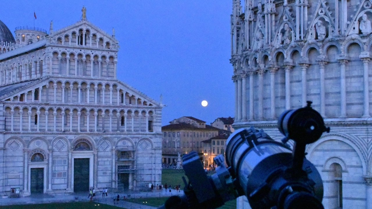 "La Luna e le Mura" "La Luna e le Mura"