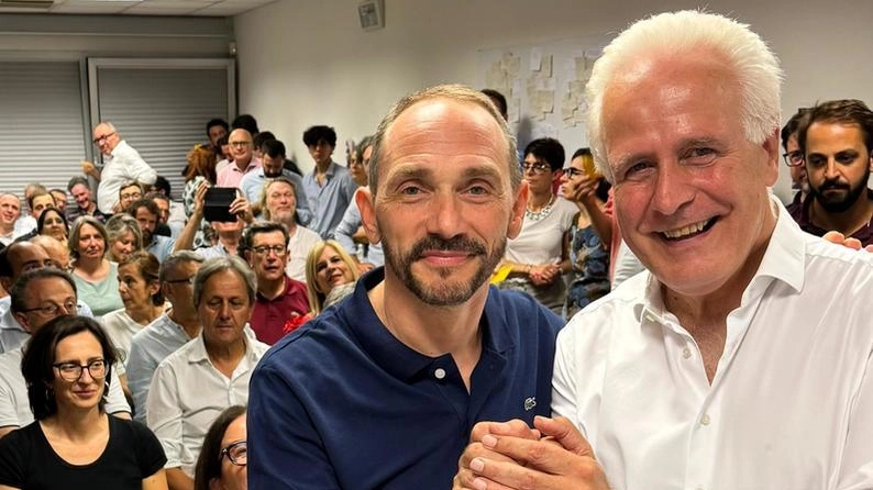 Il segretario Pd Emiliano Fossi con Eugenio Gianni, incassata la ricandidatura Il segretario Pd Emiliano Fossi con Eugenio Gianni, incassata la ricandidatura