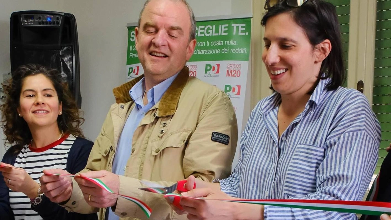 La segretaria del Pd, Elly Schlein, all’inaugurazione della sede di via Mazzini