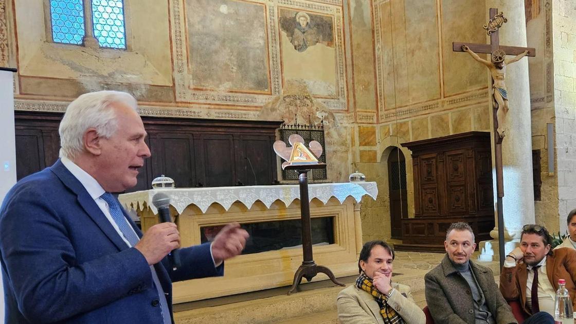 il ritorno di san luca nella pieve di monticchiello