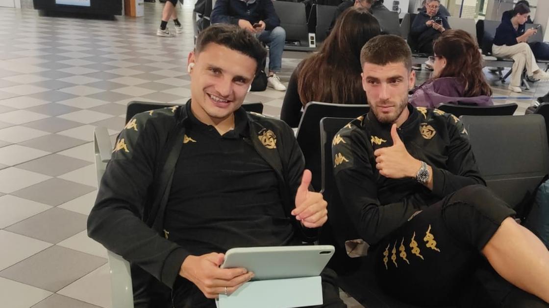 Disagi per lo Spezia, volo in ritardo di ore Disagi per lo Spezia, volo in ritardo di ore
