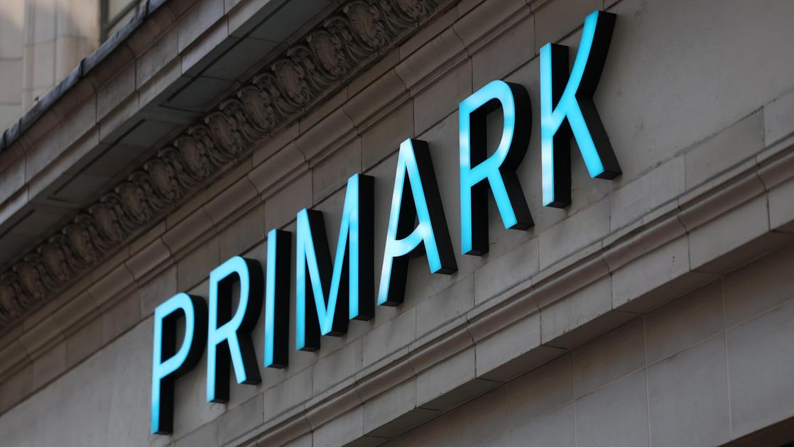 https://www.lanazione.it/image-service/view/acePublic/alias/contentid/YjEwNWY3ZjItMTE5ZC00/0/primark-arriva-in-umbria-apertura-nel-centro-commerciale-collestrada-di-perugia-foto-repertorio.jpeg?f=16:9&w=1200&h=630