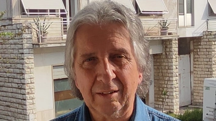 L'autore del libro Luca Barboni L'autore del libro Luca Barboni