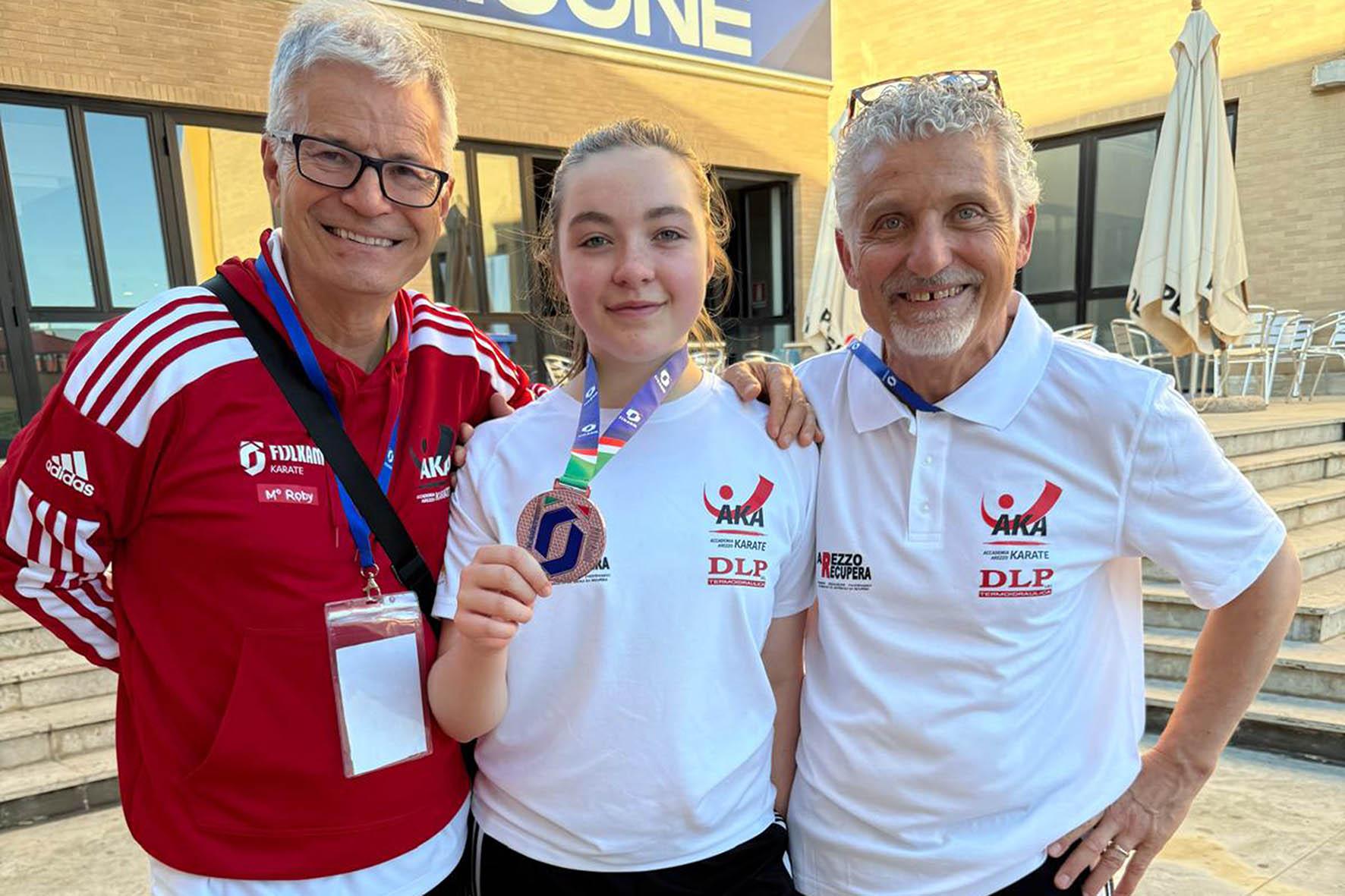 l aretina giulia marinelli vince il bronzo al campionato italiano di karate