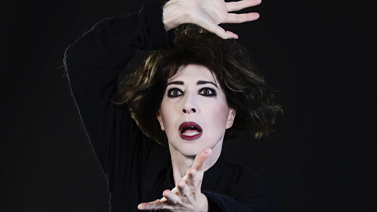 Si riapre il sipario del Teatro Comunale Mario Spina gestito dall’Associazione CapoTrave/Kilowatt, con la direzione artistica di Luca Ricci per...