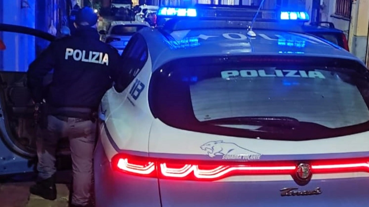 La polizia ha arrestato un giovane di 18 anni in possesso di 14 dosi di droga (Foto di repertorio) La polizia ha arrestato un giovane di 18 anni in possesso di 14 dosi di droga (Foto di repertorio)