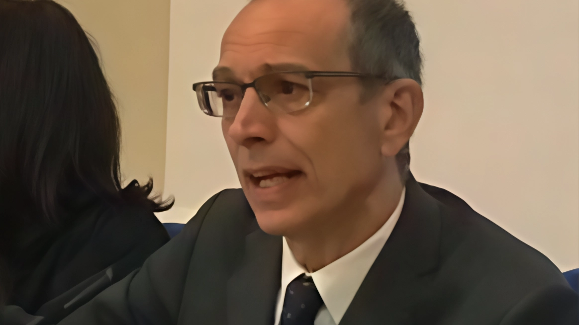 Il dottor Riccardo Piane Il dottor Riccardo Piane