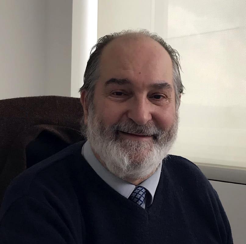 https://www.lanazione.it/image-service/view/acePublic/alias/contentid/YjFkZDAwMjctZTA5Yi00/0/casini.jpeg