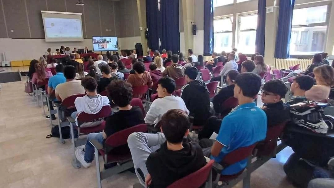 Il concorso di scrittura creativa ’Liberi di scrivere’, promosso dall’istituto Rocalli, è giunto alla XXVII edizione