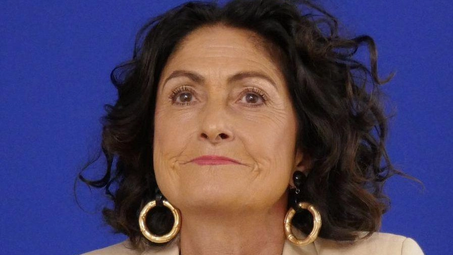 Botti a capodanno nonostante l’ordinanza. L’opposizione entra a gamba tesa e presenta un’interrogazione a firma della consigliera di Forza Italia... Botti a capodanno nonostante l’ordinanza. L’opposizione entra a gamba tesa e presenta un’interrogazione a firma della consigliera di Forza Italia...
