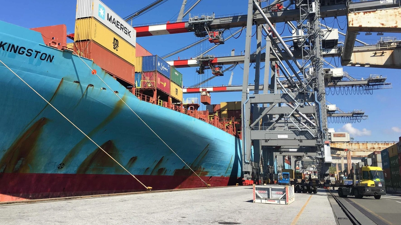Domani l’approvazione del bilancio di previsione e del piano triennale degli interventi. Livellamenti al via nel 2025, scavi del fondale previsti tra il prossimo anno e il 2027 . . Domani l’approvazione del bilancio di previsione e del piano triennale degli interventi. Livellamenti al via nel 2025, scavi del fondale previsti tra il prossimo anno e il 2027 . .