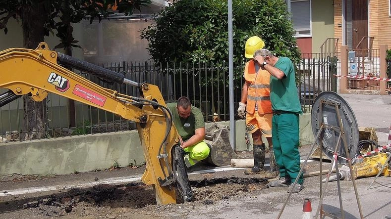 Lavori in via del Parco Lavori in via del Parco