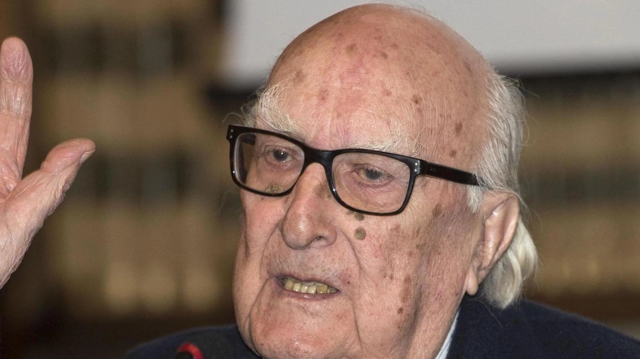 Sarà presentato il 25 ottobre al Grifoni a 100 anni dalla nascita dello scrittore Sarà presentato il 25 ottobre al Grifoni a 100 anni dalla nascita dello scrittore
