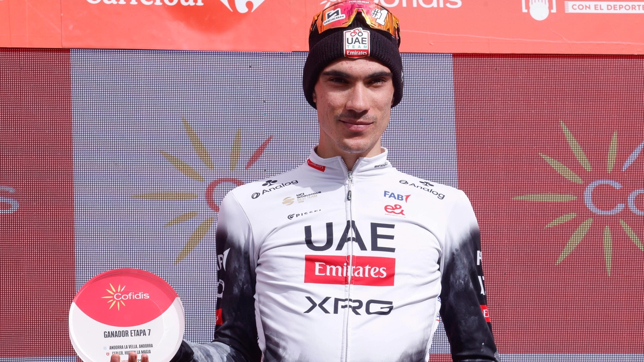 Ciclismo, Ayuso e l'UAE Team Emirates-XRG si separano a fine anno