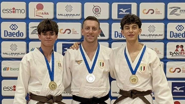 Grande successo per il judo senese: Francesco Cosentino, Andrea Giannettoni e Yuri Ferretti (foto), atleti del Cus Siena, hanno conquistato... Grande successo per il judo senese: Francesco Cosentino, Andrea Giannettoni e Yuri Ferretti (foto), atleti del Cus Siena, hanno conquistato...