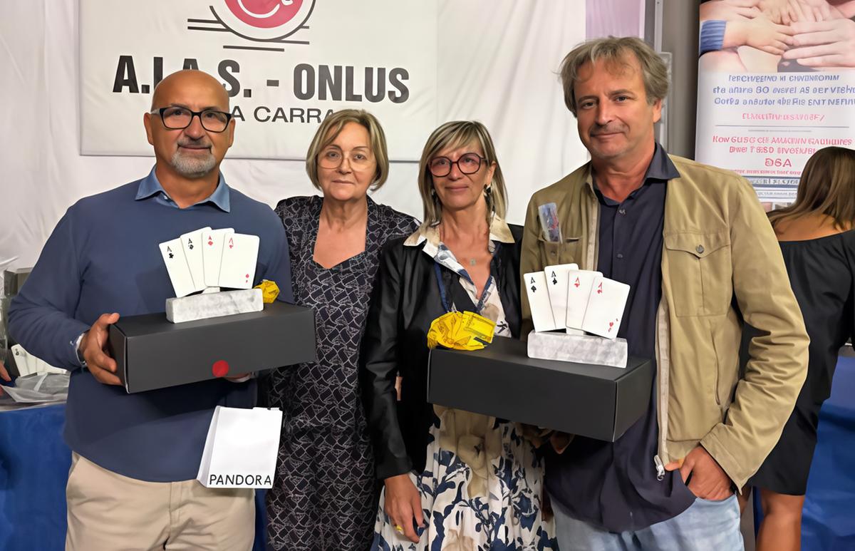 Carte di beneficenza. Torneo di Burraco all’Aias Carte di beneficenza. Torneo di Burraco all’Aias