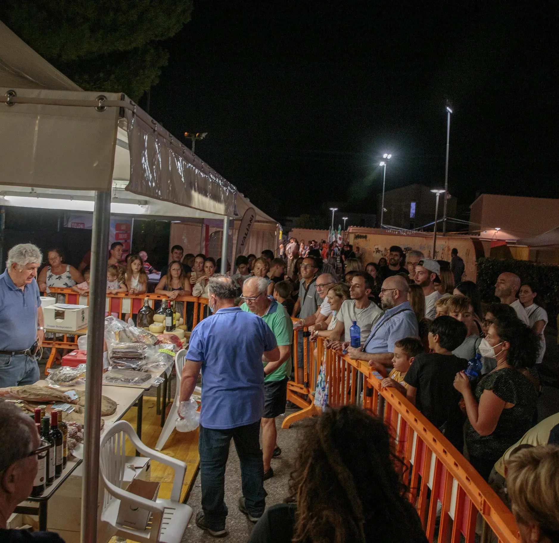 Suolo pubblico. Niente eventi in piazza Pertini