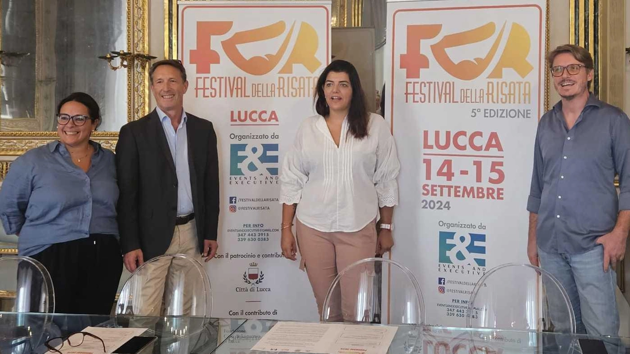 Un momento della presentazione della Vª edizione del Festival della Risata in programma il 14 e 15 settembre nel centro storico Un momento della presentazione della Vª edizione del Festival della Risata in programma il 14 e 15 settembre nel centro storico
