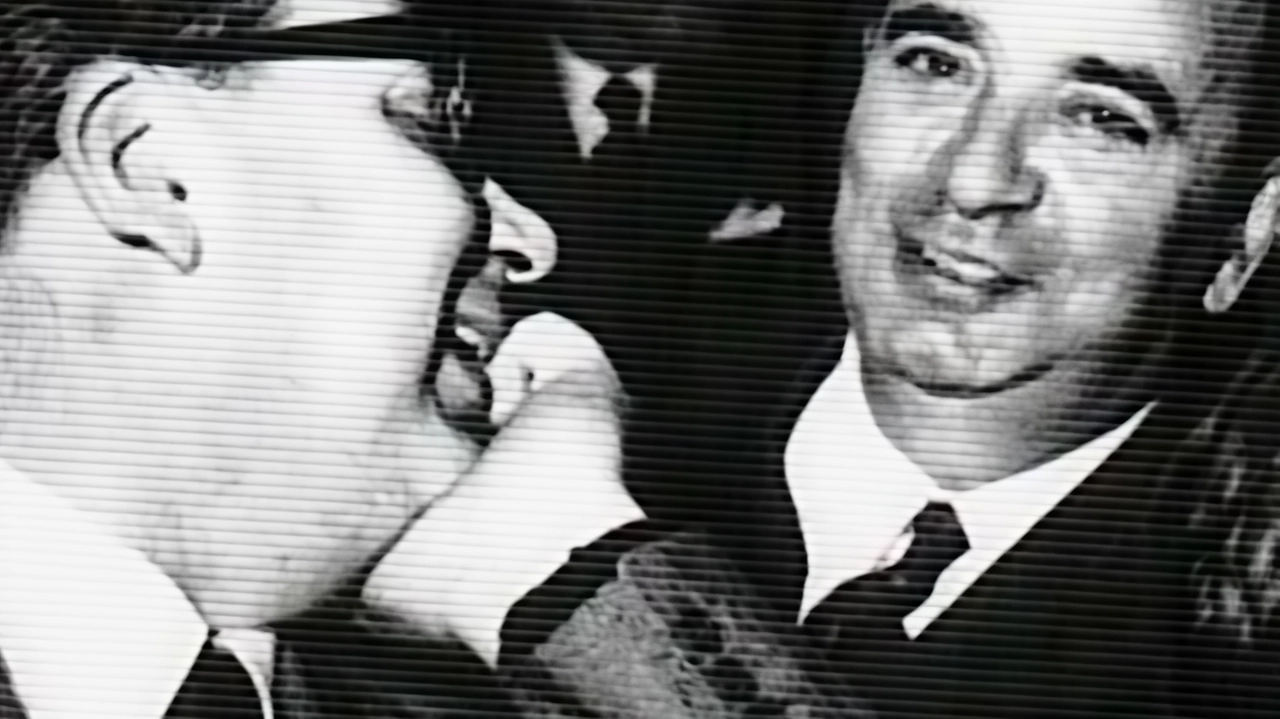 Il giornalista Mario Pannunzio nella foto insieme a Benedetti. Nel libro di Carla Sodini “Il fascino controverso della ’Provincia’“ (Tralerighe Libri Editore) Il giornalista Mario Pannunzio nella foto insieme a Benedetti. Nel libro di Carla Sodini “Il fascino controverso della ’Provincia’“ (Tralerighe Libri Editore)
