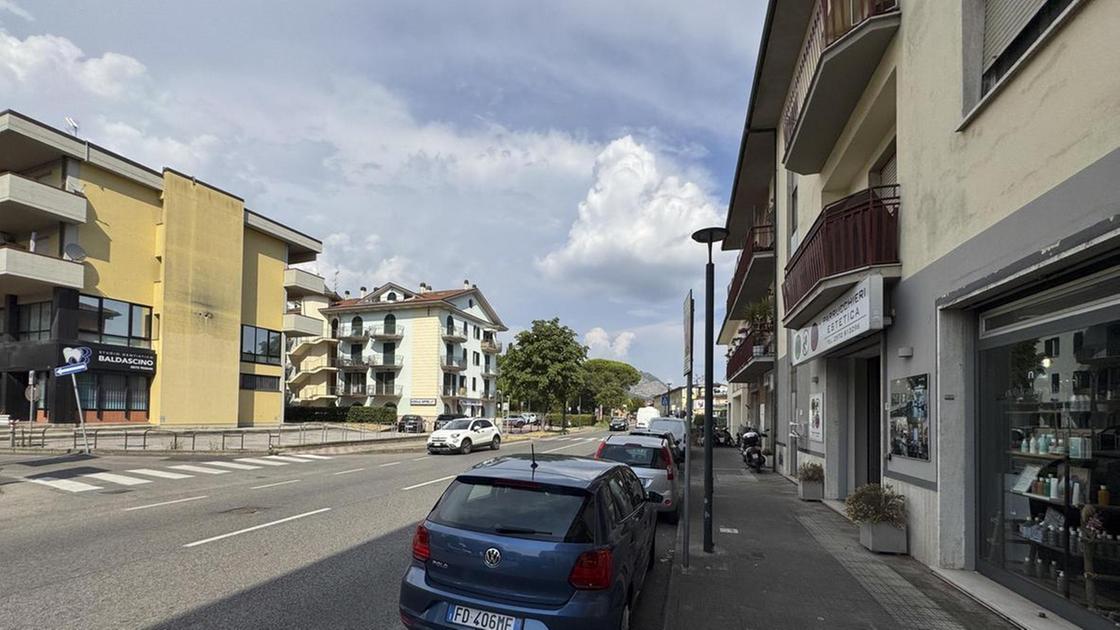Il problema posti auto. I residenti sono disposti anche a pagare una quota Il problema posti auto. I residenti sono disposti anche a pagare una quota
