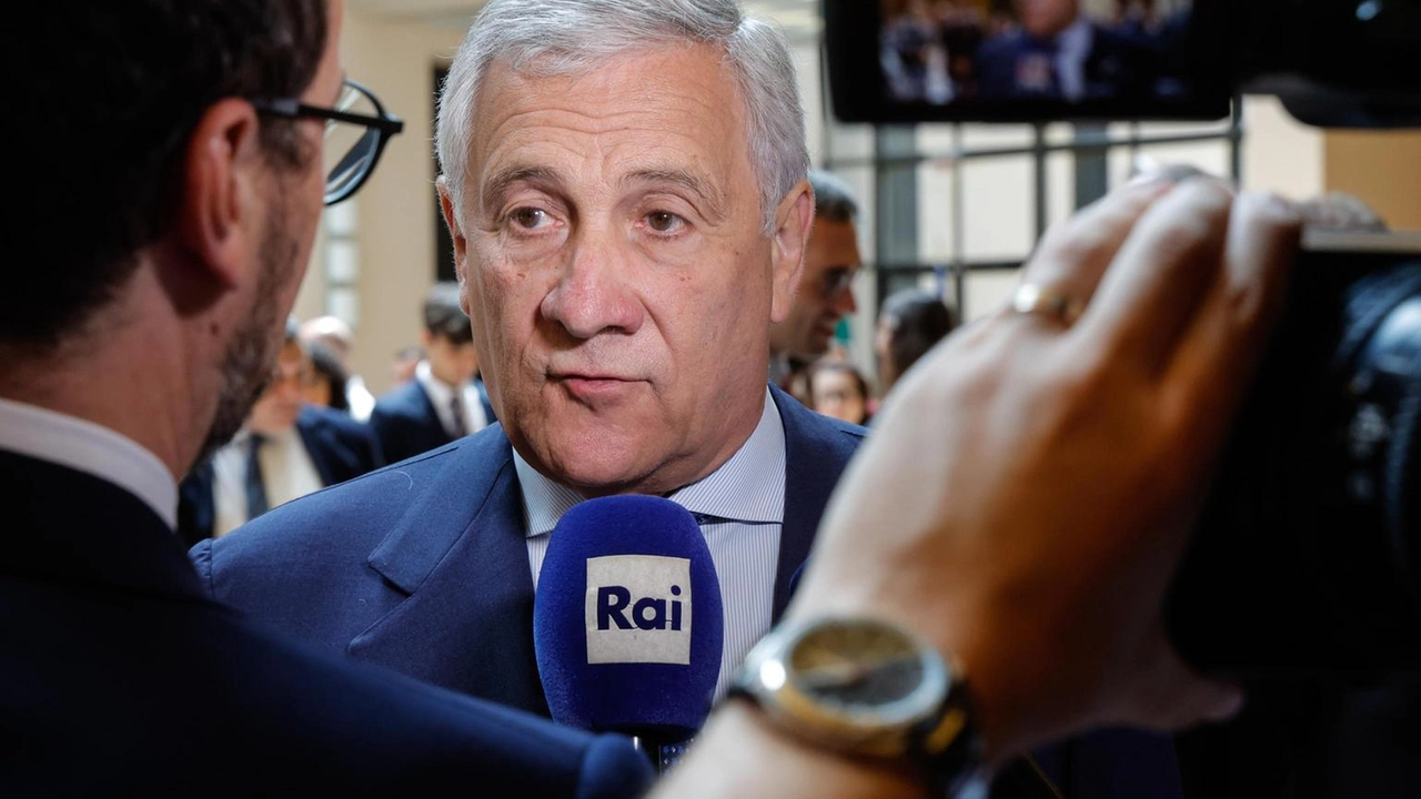 All'ordine del giorno la sua relazione e modifiche allo statuto All'ordine del giorno la sua relazione e modifiche allo statuto