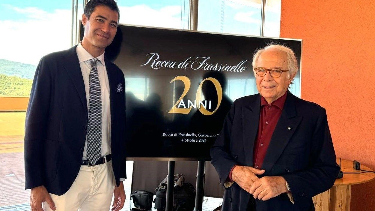 Paolo Panerai, presidente di Rocca di Frassinello. , e (a sinistra) il master of wine Gabriele Gorelli che ha condotto la masterclass organizzata in cantina Paolo Panerai, presidente di Rocca di Frassinello. , e (a sinistra) il master of wine Gabriele Gorelli che ha condotto la masterclass organizzata in cantina