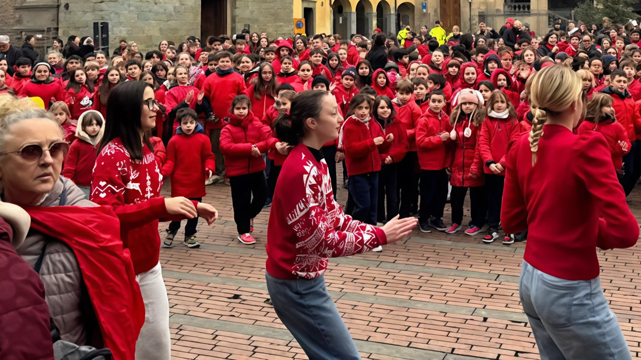 Flash mob a San Giovanni per la Giornata Internazionale delle persone con disabilità. 500 studenti uniti per l'inclusione, con il supporto delle istituzioni locali e scolastiche. Flash mob a San Giovanni per la Giornata Internazionale delle persone con disabilità. 500 studenti uniti per l'inclusione, con il supporto delle istituzioni locali e scolastiche.