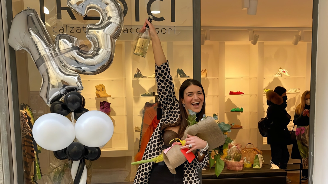 Sara Riahi. è la titolare del negozio di calzature e accessori «Tredici» Sara Riahi. è la titolare del negozio di calzature e accessori «Tredici»