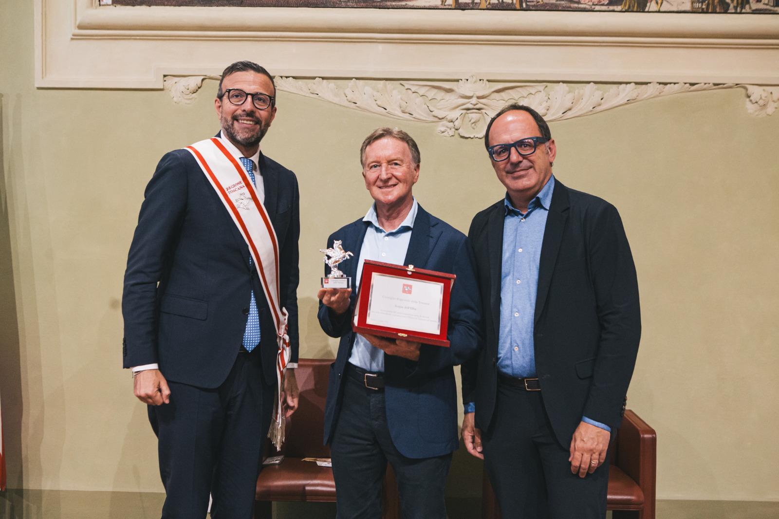 La Regione premia Acqua dell La Regione premia Acqua dell