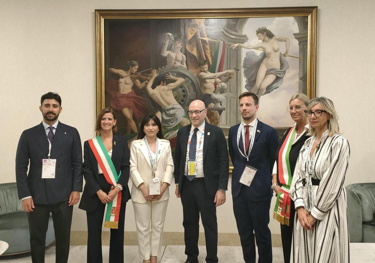 https://www.lanazione.it/image-service/view/acePublic/alias/contentid/YjJkOTk1YzMtNTc5Yy00/0/lumbria-strega-il-giappone-perugino-norcia-san-francesco-abbiamo-molto-da-offrire-al-mondo.jpeg?f=1.90:1&w=1200