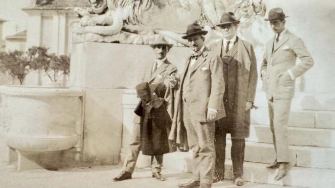 Il Metropolitan Museum of Art organizza una proiezione privata del documentario "The Piccirilli Factor" per le sue guide, evidenziando il legame con le opere dei fratelli Piccirilli esposte nel museo. Il Metropolitan Museum of Art organizza una proiezione privata del documentario "The Piccirilli Factor" per le sue guide, evidenziando il legame con le opere dei fratelli Piccirilli esposte nel museo.