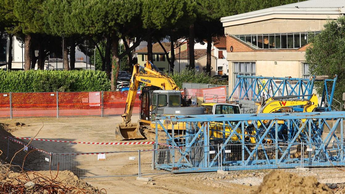 La “zona rossa“ in città. Strade e numeri civici interessati dall’operazione La “zona rossa“ in città. Strade e numeri civici interessati dall’operazione