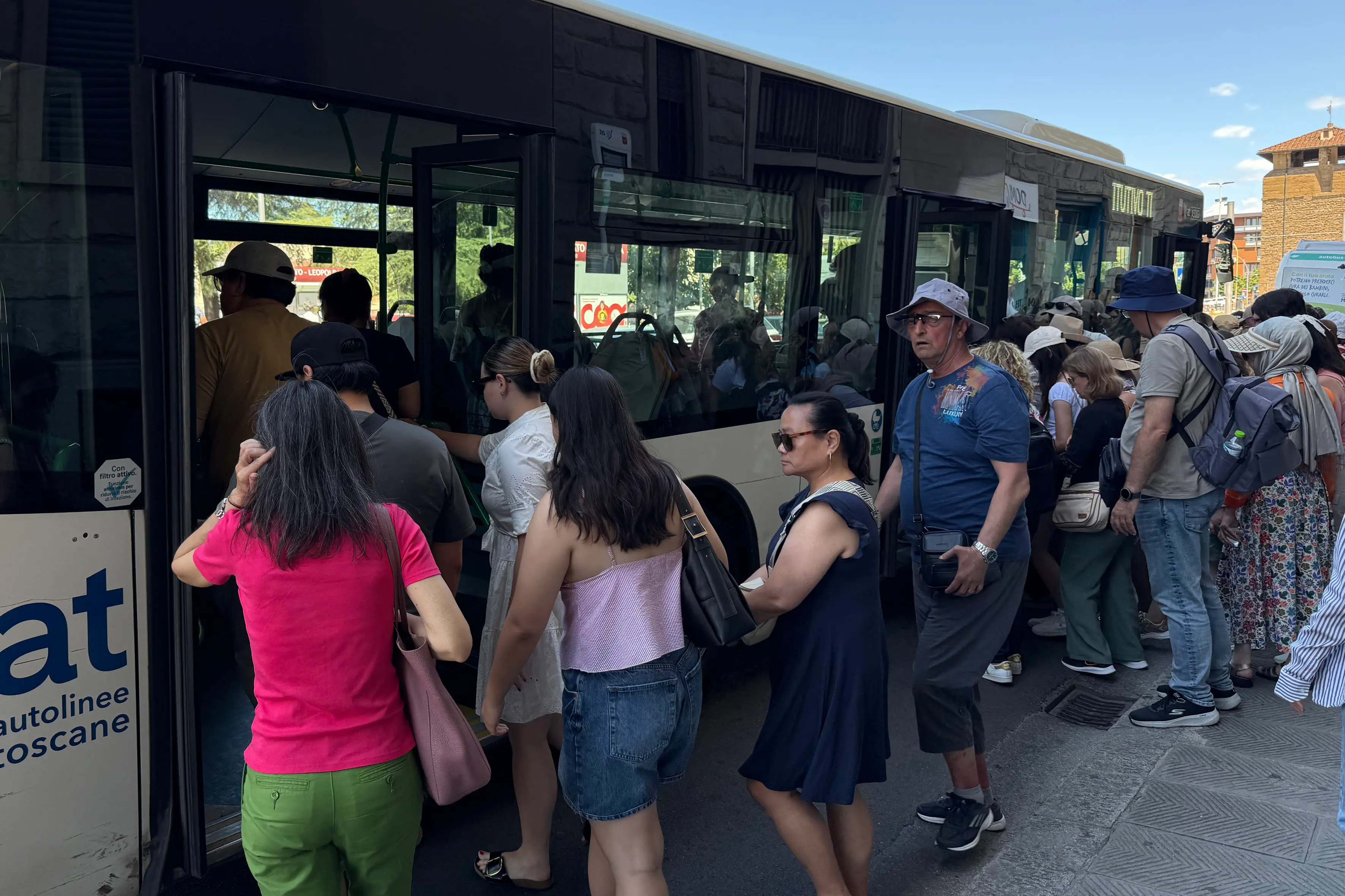 Settembre di scioperi in Toscana: trasporti, scuola e giustizia. Dal 3 al 26 otto giornate di mobilitazioni