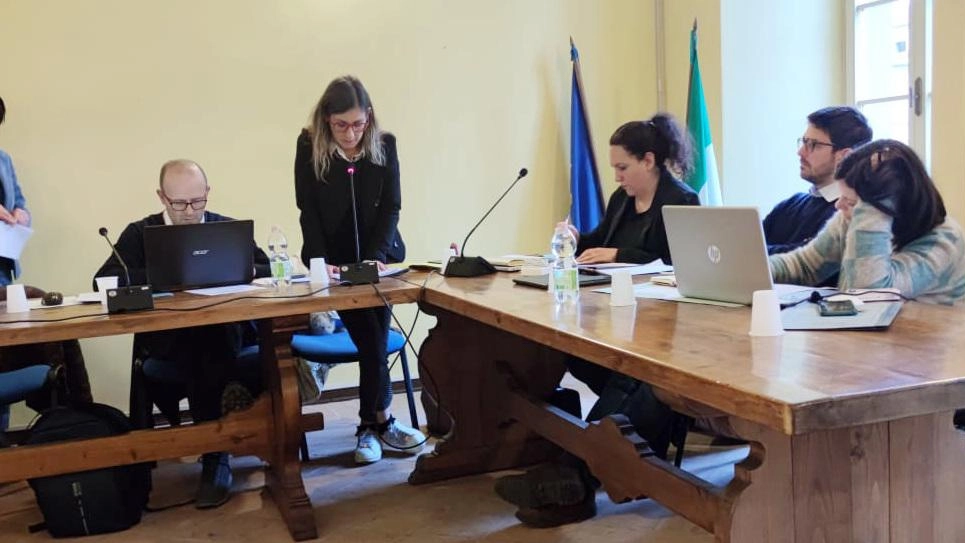 Il consiglio comunale di Pontremoli che ha varato il bilancio di previsione Il consiglio comunale di Pontremoli che ha varato il bilancio di previsione