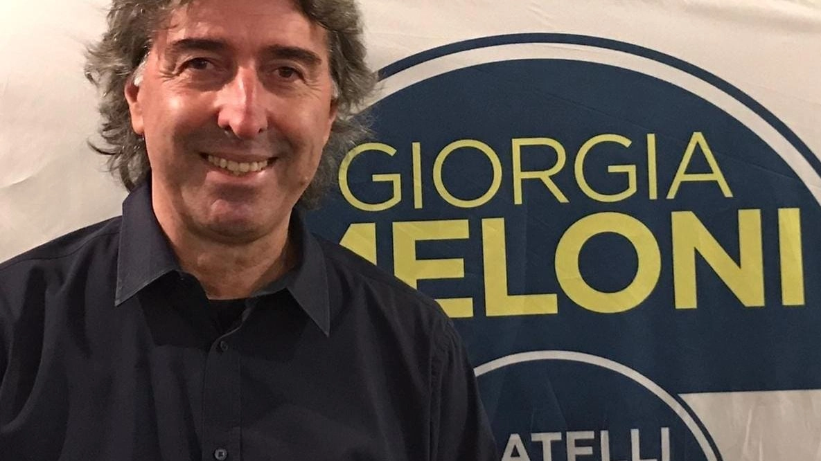 Il coordinatore comunale di Fratelli d’Italia Marco Dondolini rompe il silenzio sulla querelle del ponticello sul Massaciuccoli
