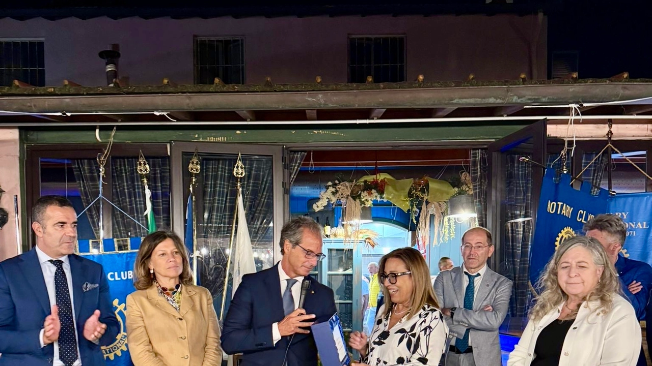 Un momento della donazione