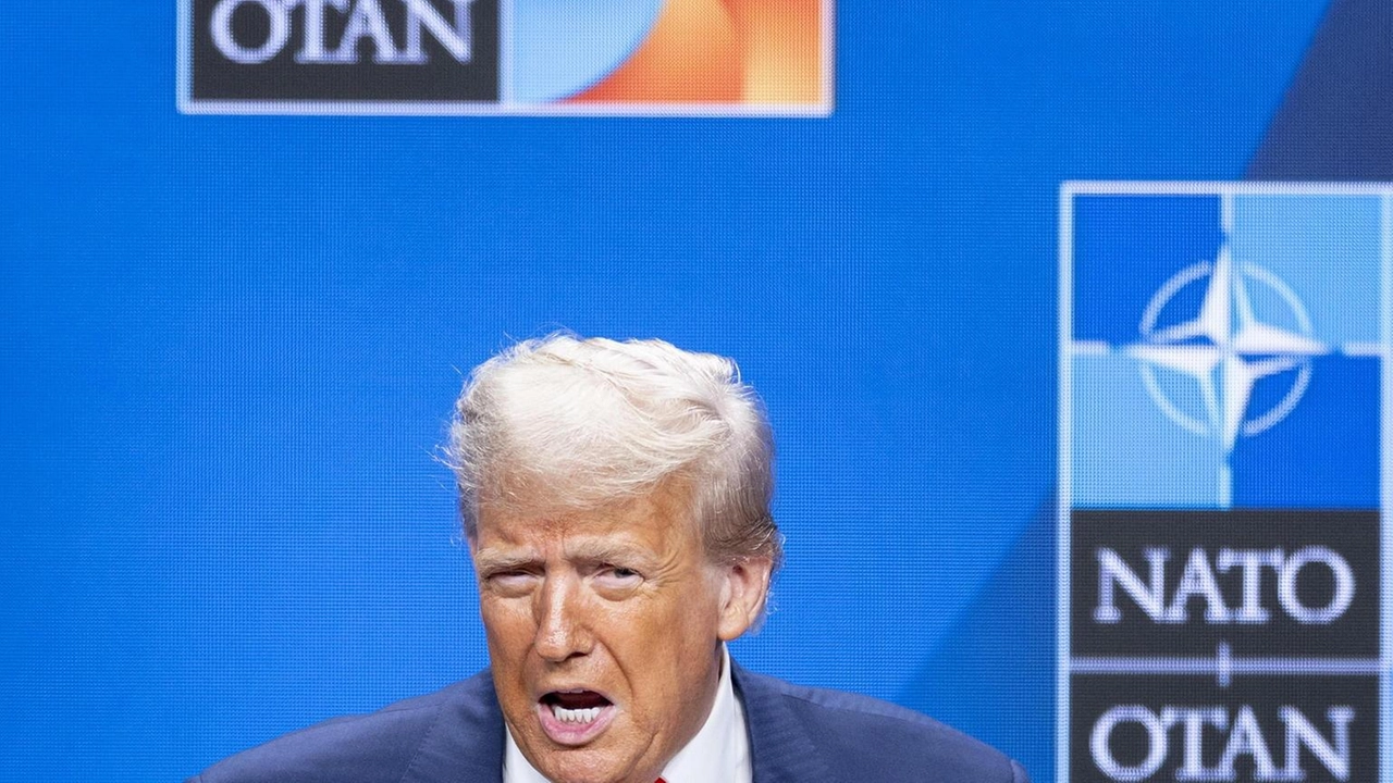"L'impegno dell'aumento della spesa militare si chiamerà la dichiarazione di L'Aja, è una vittoria monumentale per gli Usa, perché portavamo... "L'impegno dell'aumento della spesa militare si chiamerà la dichiarazione di L'Aja, è una vittoria monumentale per gli Usa, perché portavamo...