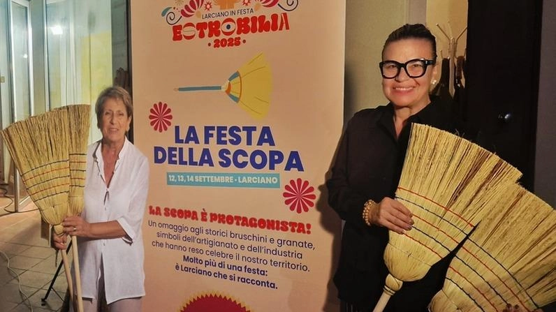 Da sinistra Carmela Cerza, presidente del Centro commerciane Naturale di Larciano e Stefania Tielli, imprenditrice nel settore turistico
